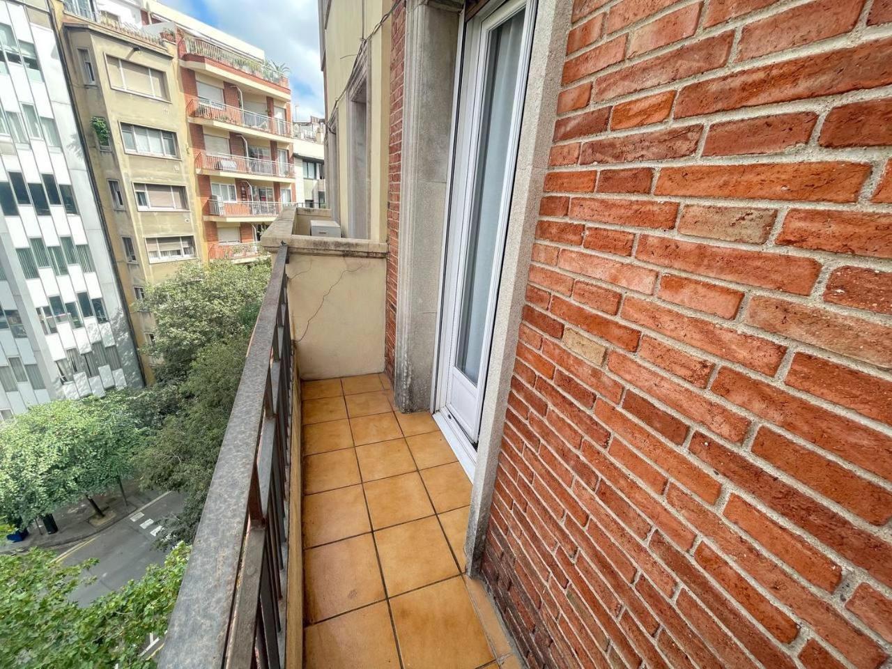 Rooms Nueva Valencia Barcelona Exterior photo